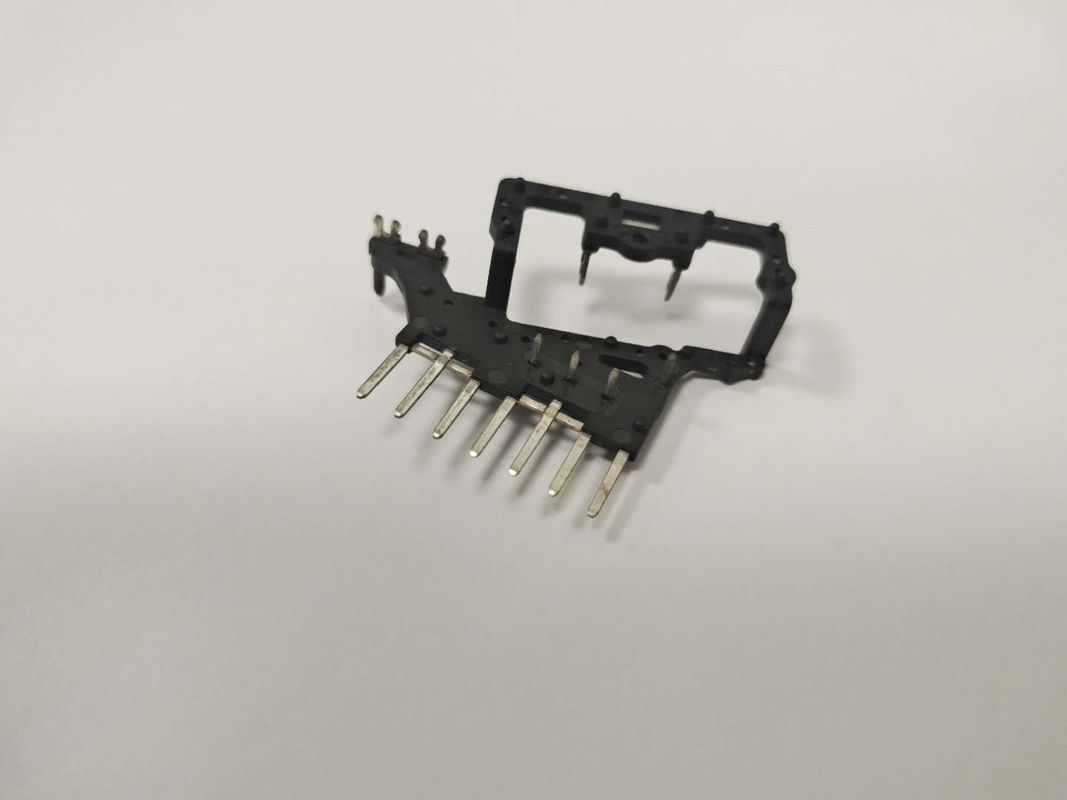 ऑटो उद्योग के लिए इंजेक्शन ढाला PA66 टर्मिनल कनेक्टर